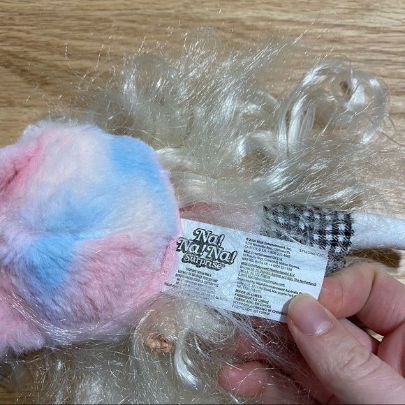 Na Na Na Surprise Paula Purrfect Cat Series 4 Doll NWT - Picture 7 of 8